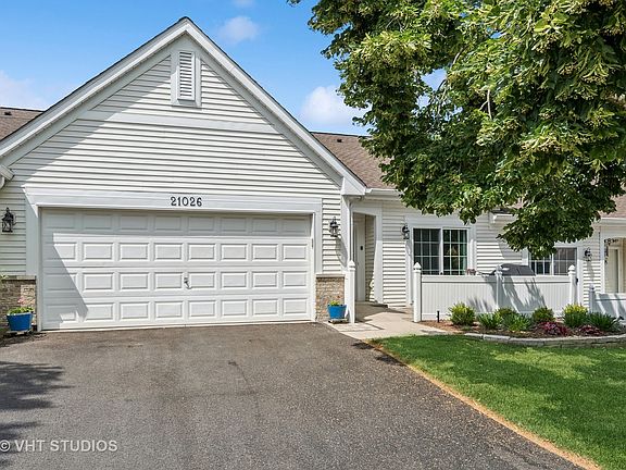 2nd image of 21026 W Snowberry Ln #21026