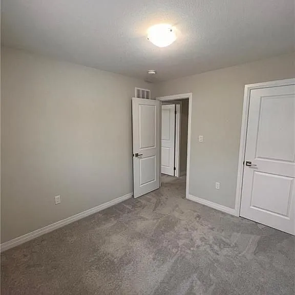 520 Grey St #7 — Photo 24