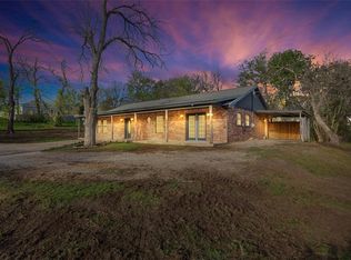 604 Avenue F, Moody, TX 76557