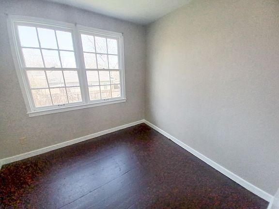 4th image of 3946 W Pershing Dr #3946