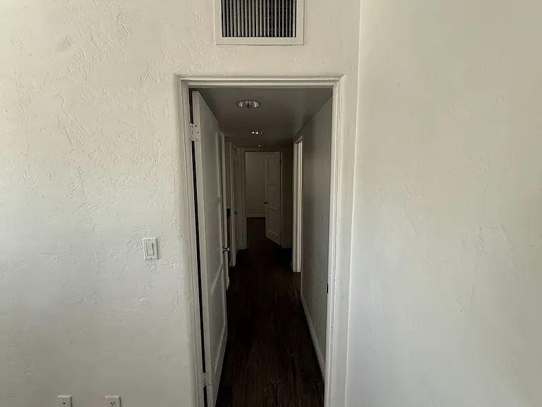 531 E Osborn Rd — Photo 28