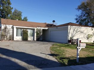 27910 Meadowcreek Rd, Santa Clarita, CA 91351