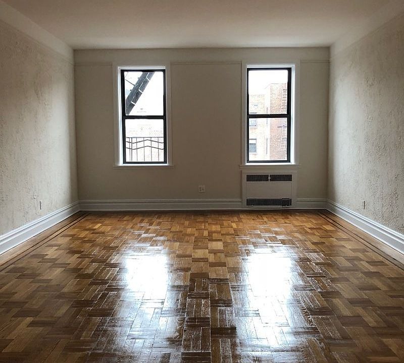 1st image of 100 E 18th St APT 5A