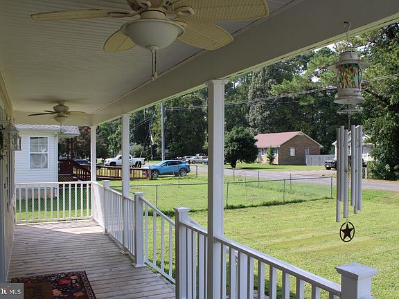 4th image of 41 Mount Vernon Dr