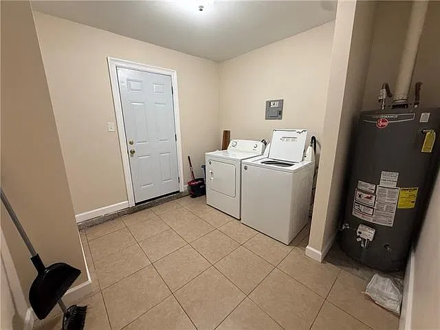 4 bed, 2.0 bath, 1540 sqft, $2,250 — Photo 4