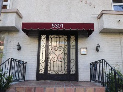 5301 Yarmouth Ave Unit 15, Encino, CA, 91316