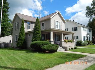 704 E Chicago Rd, Sturgis, MI 49091