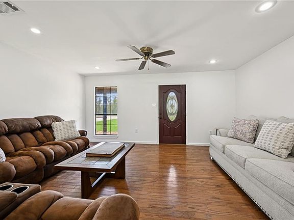 4th image of 16685 Meisner Rd