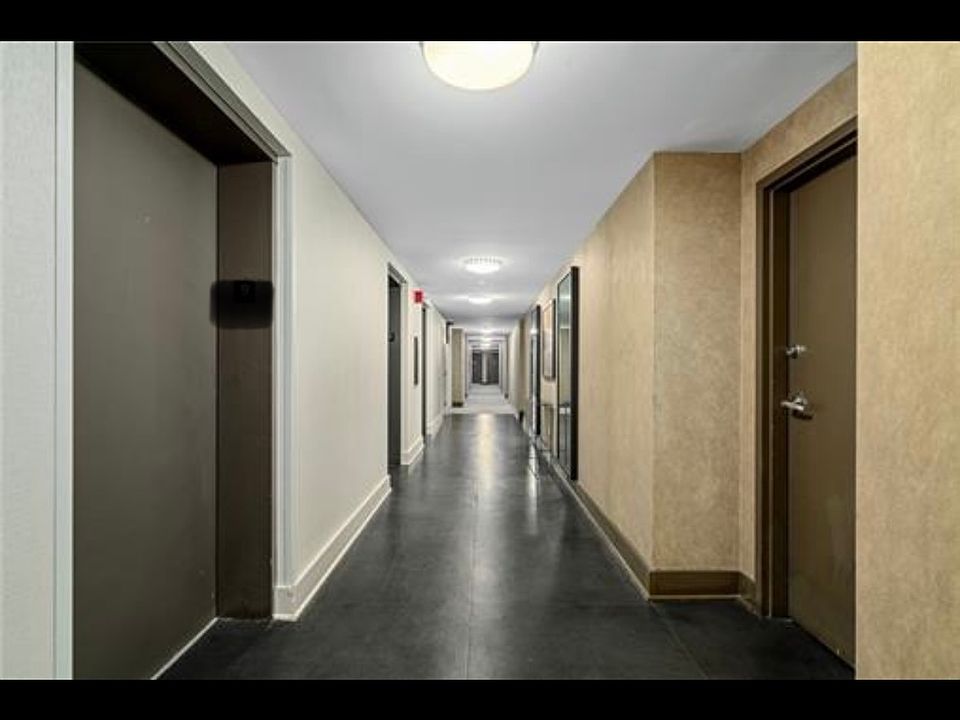 1st image of 600 E 8th St APT 6R