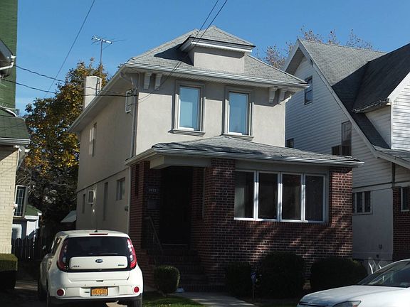 2nd image of 3833 Bedford Ave