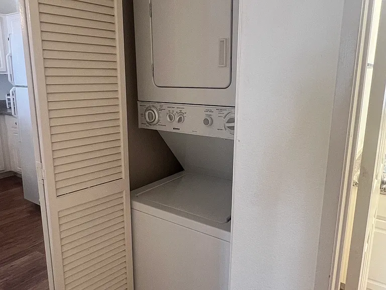 8889 Caminito Plaza Centro #7331 — Photo 11
