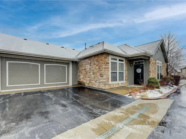 11250 S Rene St APT 2901, Olathe, KS 66215