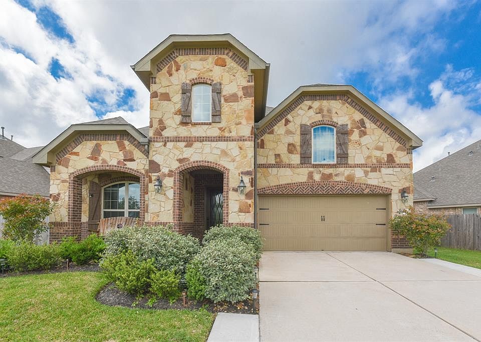 1st image of 6305 Basswood Dr