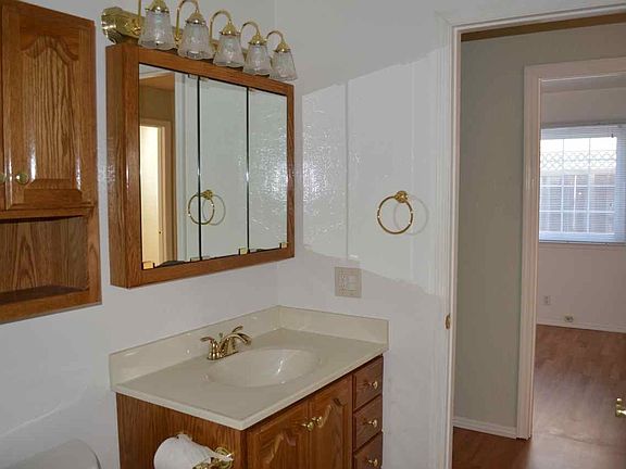 5th image of 7251 Middlebury Way