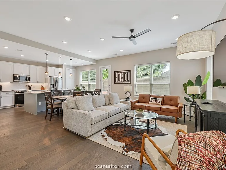 274 Estates Cir — Photo 3
