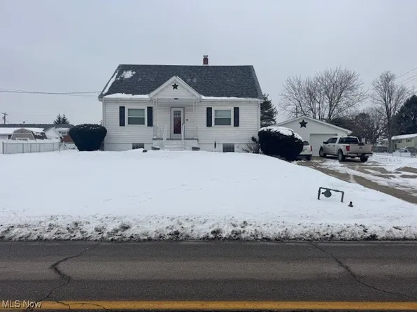 335 Rockdale Rd, Follansbee, WV 26037