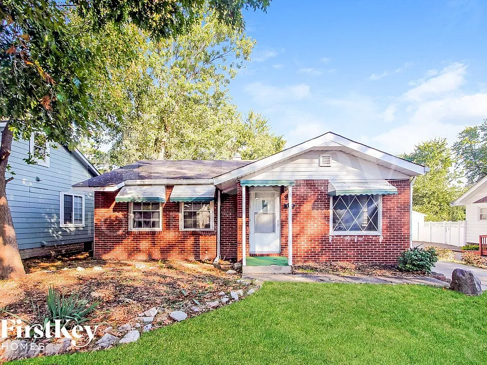 25 Iris Ave