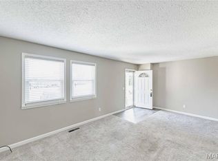 2661 Falcons Way #82, Saint Charles, MO