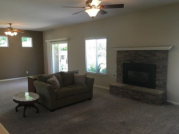 3rd image of 2583 Somerset Way
