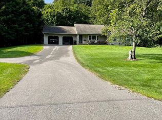 10788 E Fort Rd, Suttons Bay, MI 49682