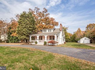 200 E Hawthorne Dr, La Plata, MD