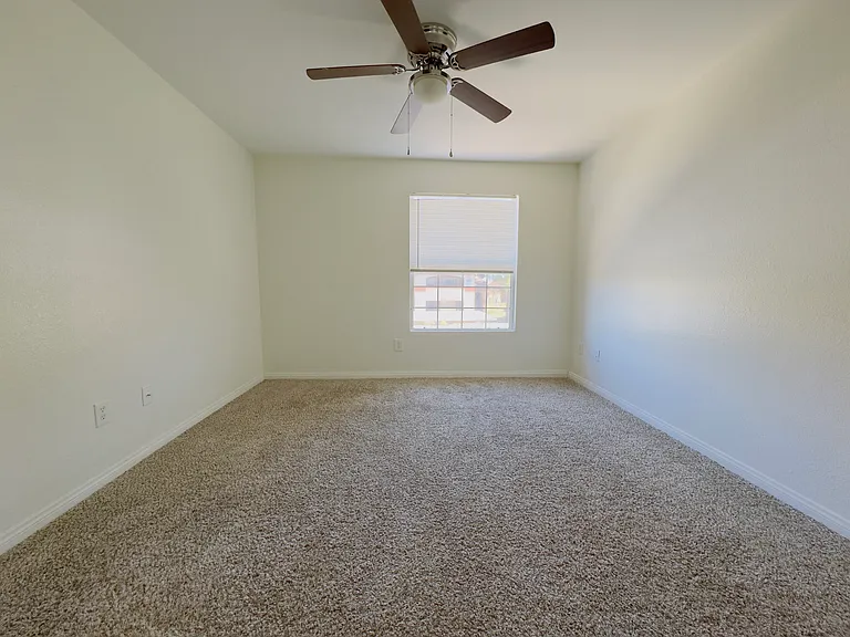 231 W Horizon Ridge Pkwy #927 — Photo 20