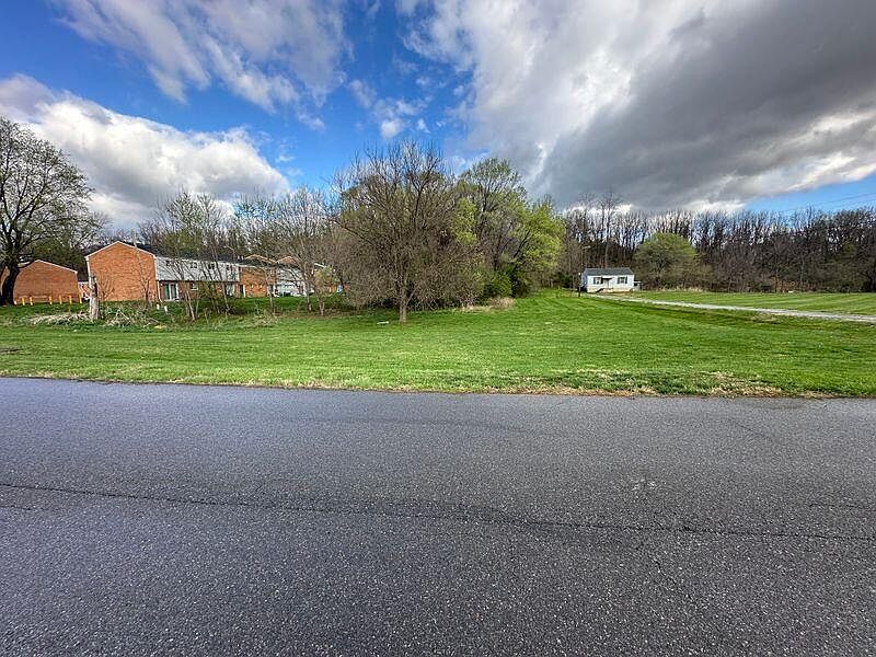 1st image of 0 Manning Rd NE
