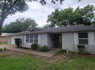 5613 Ammons St, Haltom City, TX 76117