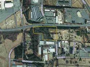 Clement Blvd NW, Hickory, NC 28601