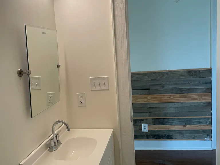 329 N Derbigny St #329 — Photo 7