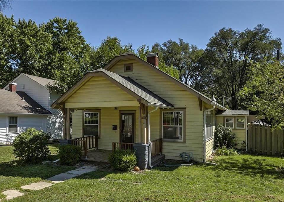 1st image of 1325 9th Ave