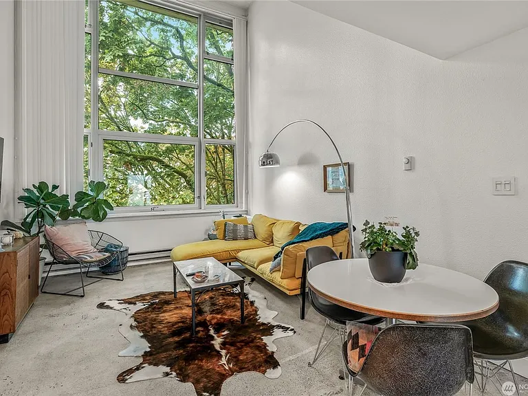 1000 Union St #401 — Photo 3