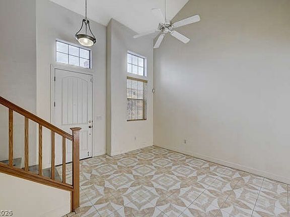 3rd image of 133 Gryffin Ave
