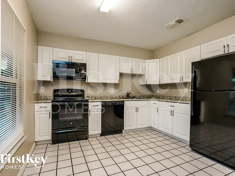 17420 Duquesne Rd — Photo 5