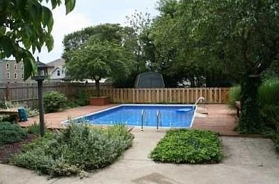 Backyard perfect for picnics and barbecues! 