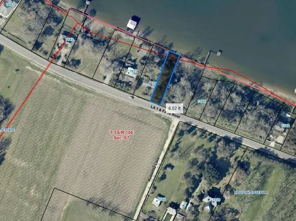 7604 False River Rd, Oscar, LA 70762