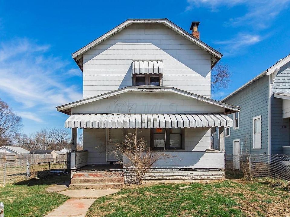 2nd image of 214 Whitethorne Ave