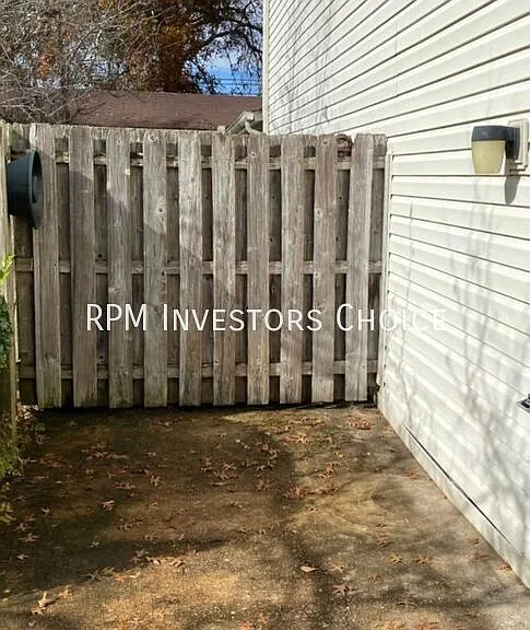 1301 Neelys Bend Rd #K90 — Photo 3