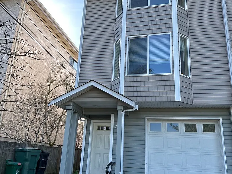 12049B 32nd Ave NE — Photo 24