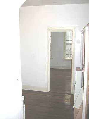 Rented by AWC Real Estate | media 19