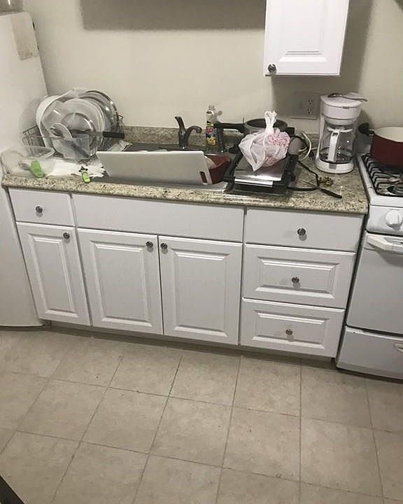 2nd image of 56-58 Warren St #1