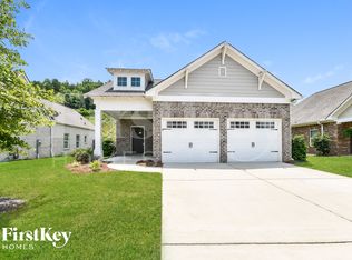1410 Woodridge Pl, Gardendale, AL 35071