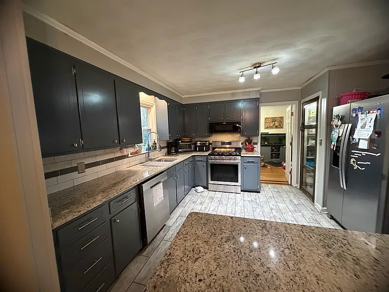 364 Hanley Cir — Photo 55