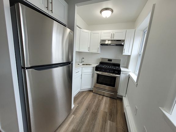 3rd image of 23 Sheraden Ave #11B