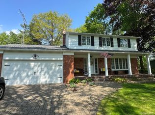 2126 Holly Tree Dr, Davison, MI 48423