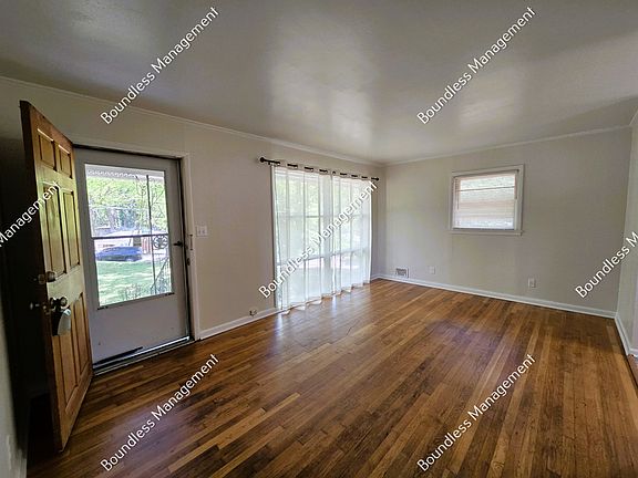 3rd image of 5689 Kite Dr