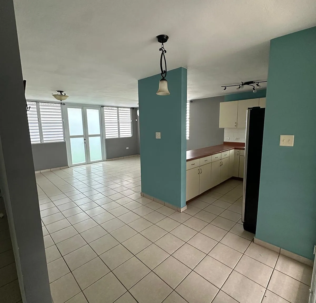 3 bed, 1225 sqft, $1,550 — Photo 2