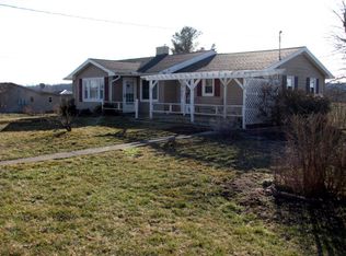 211 Salem Rd, Minford, OH 45653