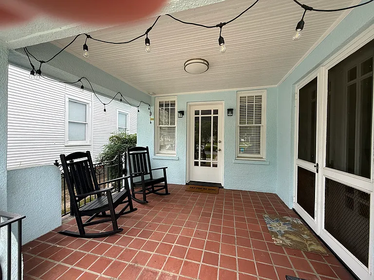 218 Broad St — Photo 3