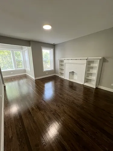 8021 S Carpenter St #3 Photo 1